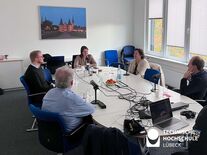 Tauschten gegenseitig Wissen aus: die Gäste in Folge 19 des Podcasts Gedankensprünge von Lübeck hoch 3. Foto: TH Lübeck 