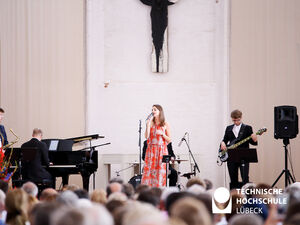 Für musikalische Begleitung ist bei der Graduierungsfeier der TH Lübeck immer gesorgt! Foto: TH Lübeck 
