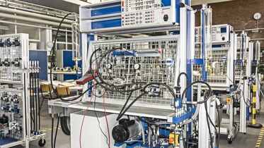 Bild zeigt Hydrauliksteckwand