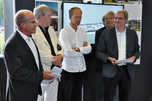 Die Initiatoren des Ideenwettbewerbs vor der Bekanntgabe der Juryurteile. Foto: TH Lübeck