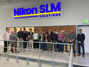 Exkursion zur Nikon SLM Solutions AG – Einblicke in innovative 3D-Drucktechnologien Studierende der TH Lübeck bei einer Exkursion zur Nikon SLM Solutions AG mit Einblicken in additive Fertigung und 3D-Drucktechnologie.