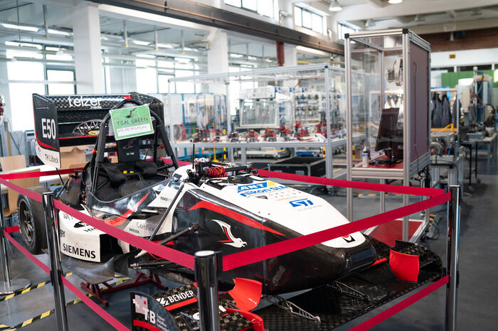 Formula Rennwagen von den Lübecker Seagulls in Werkstatt